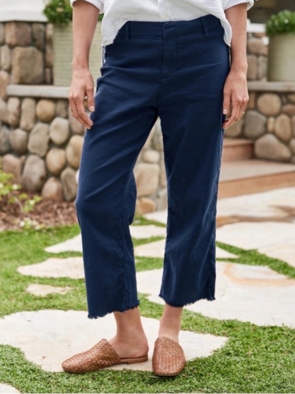 Frank & Eileen Cropped Straight-Leg pants in Navy cotton flax size 4